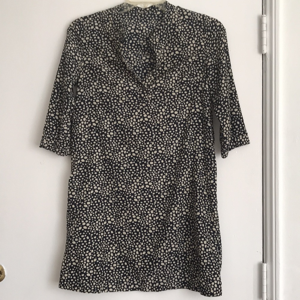 Super stylish and versatile A-line print dress.